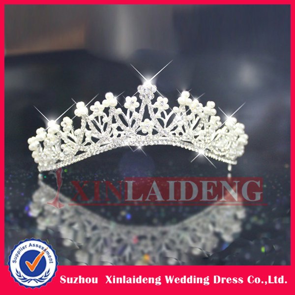 bulk in stock modern tiaras crowns.jpg  fashion crowns flower in wedding pearl bridal flower
