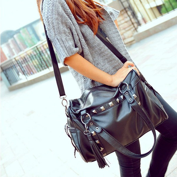 Spring and summer women's rivet bag motorcycle bag bucket handbag tassel female bags laptop messenger bag(China (Mainland))