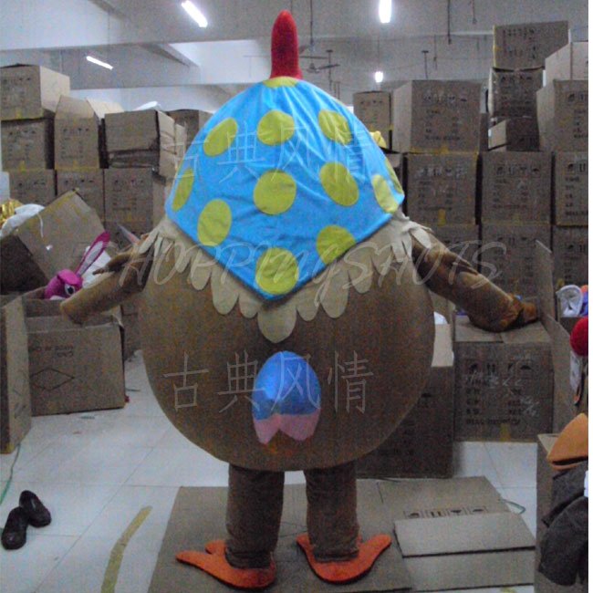 Hen Suit