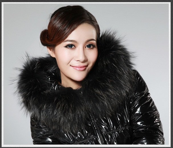2012 hot-sale High quality ultra large luxurious fur collar down coat slim glossy vlsivery large raccoon fur down coat jacket(China (Mainland))
