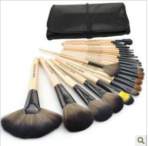 Sell Makeup on Sell Like Hot Cakes Make   Up For You The Real Thing Professional 24 A