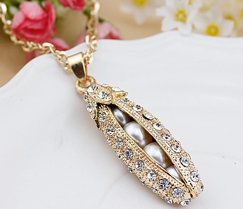 New style vintage female pea necklace jewelry X4722