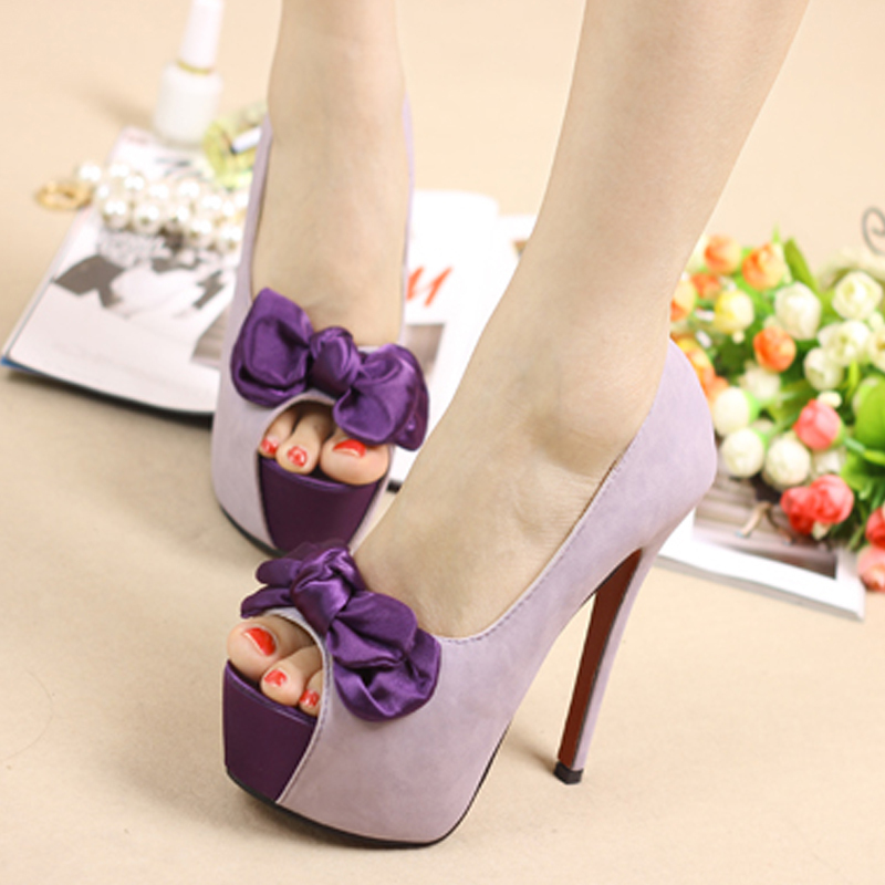 http://i00.i.aliimg.com/wsphoto/v0/724369770/2013-Hot-Spring-high-heels-womens-shoes-pumps-fashion-princess-bow-open-toe-platform-wedding-shoes.jpg