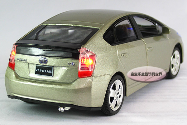 Toyota prius diecast model car