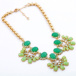 2013 New Fashion Luxurious Green Artificial Gemstone Flower Shaped Pendant Necklace for Lover Women Everlast Gifts Free Shipping(China (Mainland))
