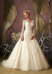 Free shippingFashionable Refine A-line V-neck Lace Davids Bridal Dresses2013 New Arrivals(China (Mainland))