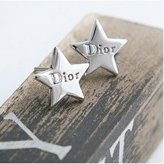 Min.order is $15 (mix order) Free Shipping Korea Fashion Jewelry Pentagram Alloy Stud Earrings Wholesale Earrings(Silver) E633(China (Mainland))