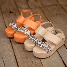 Fashion vintage leopard print platform shoes platform sandals female hasp 2