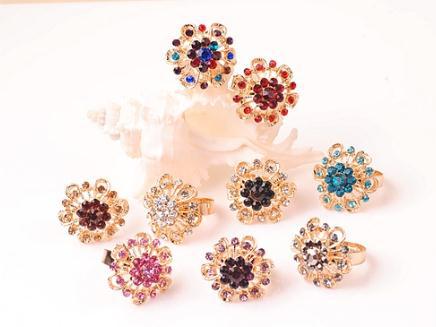 (MIN ORDER >$15) S1317 Exquisite 18K Gold Plated Lovely Flowers Crystal Ring Adjustable Rings Wholesale Fashion Jewelry(China (Mainland))