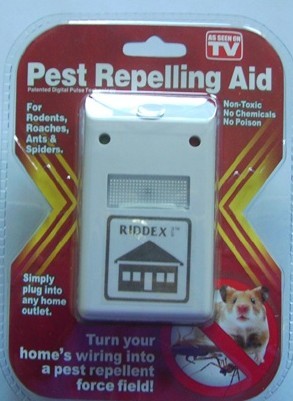 Pest repelling aid household electronic repeller tv product ultrasonic electronic mouse trap(China (Mainland))