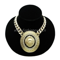 Celebrity Style Iced Out Lion Face Pendant w/15mm 16" Link chain Necklace Gold Plating(China (Mainland))