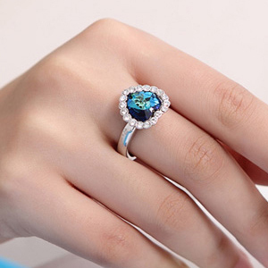 Free shipping, Min order is $6(Mixed product orders price), V1363 crystal decoration ring(China (Mainland))