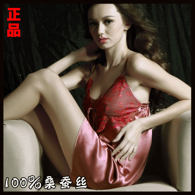 Mulberry silk spaghetti strap nightgown female quality lounge embroidered silk sexy sleepwear(China (Mainland))