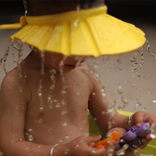 6667 baby shampoo cap child shower cap baby shampoo cap baby bath products adjustable thickening(China (Mainland))