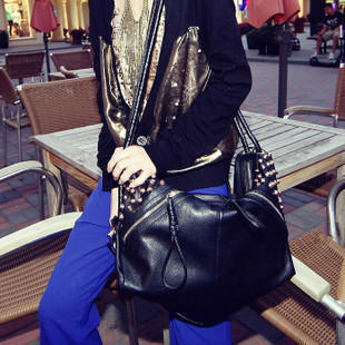 2014 New Women Handbags In Europe And The Restoring Ancient Ways Bag Rivets Shoulder Handbag wholesale