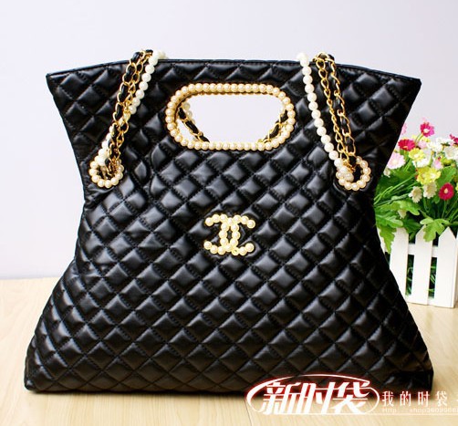 Free Shipping CHANELs lady handbags in the spring of 2013 the new pearl bag leisure fashion lady's hand bag #(China (Mainland))