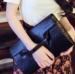 Free Shipping New arrival hot broadcasting plate knitted handbag one shoulder women's bags(China (Mainland))