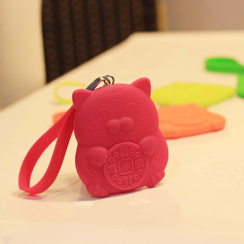 2013 brand Lucky cat silica gel key wallet coin purse debris bag cartoon women's free shipping(China (Mainland))