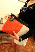 2013 new European and American classic hit high-end color serpentine clutch bag shoulder bag Messenger bag handbag Clutch