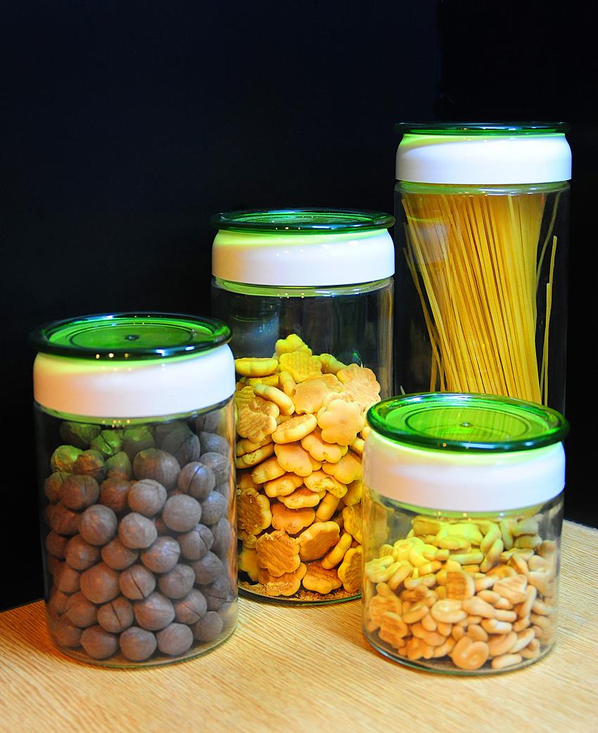 Baby food supplement storage jar ling tank sealed cans plastic box dried fruit storage tank(China (Mainland))