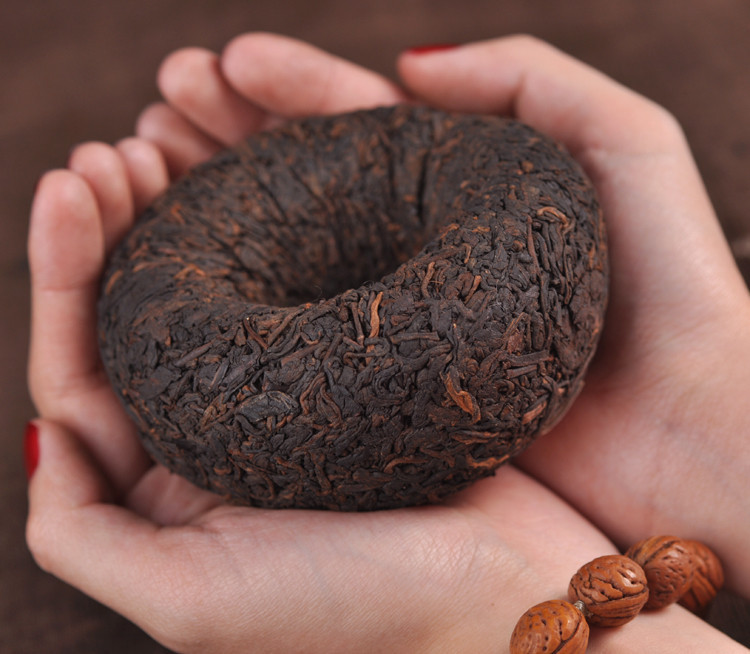 best price tea,free shipping ,matcha,pu erh,100g,medium tea cake(China (Mainland))
