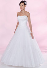 A-Line Strapless Bodice Embroider Hourglass Shape Bandage Floor Length White Quinceanera Dresses
