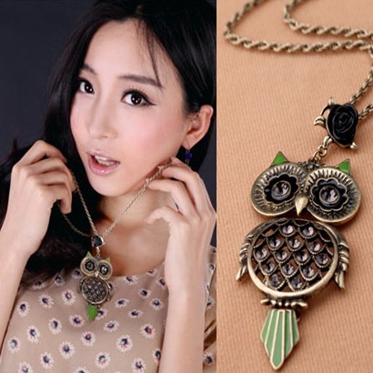 Free Delivery Small accessories vintage diamond rose women's owl necklace(China (Mainland))