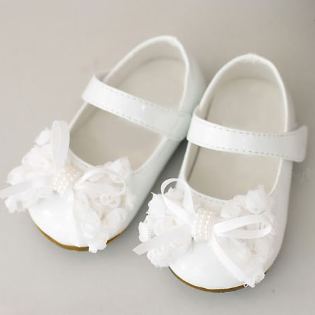 white baby shoes for girls