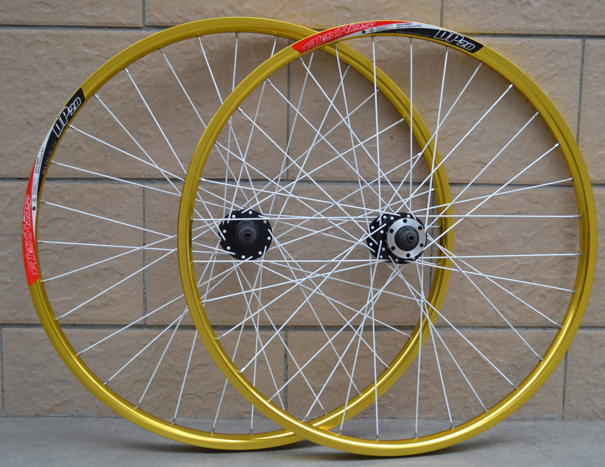 Quantum 26 quandkt32 black hubs white spokes dp20 gold rim 8 9 bicycle wheel(China (Mainland))