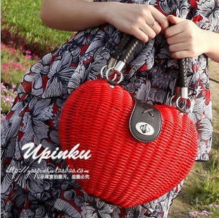 New arrival 2013 quality heart bag heart bag red love package sweet bag handbag rattan beach bag(China (Mainland))