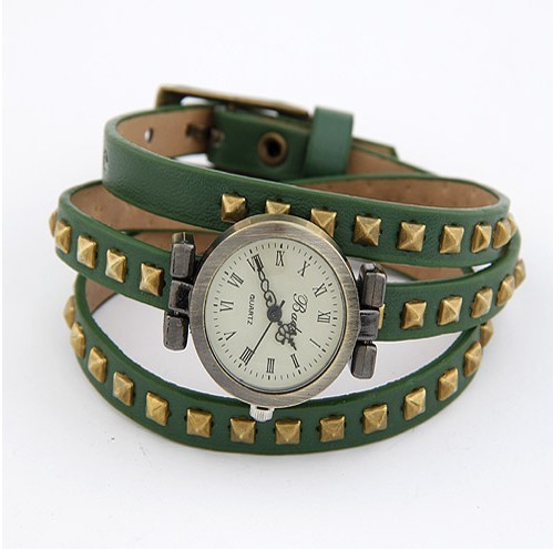 Min order is 10 Korean Fashion Square rivet cortical female watches Jewelry wholesale 