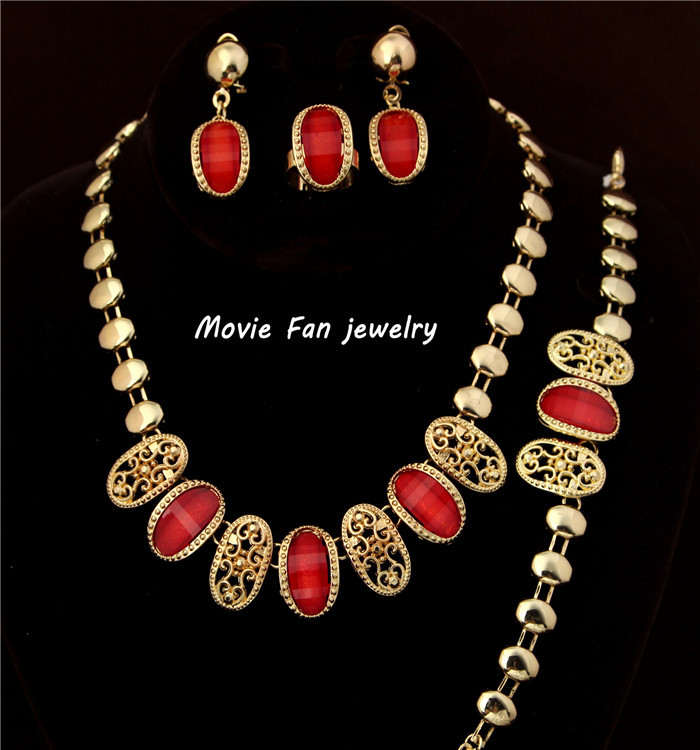 http://i00.i.aliimg.com/wsphoto/v1/1536861360_1/Daren-Design-Dubai-Jewelry-18K-Gold-Plated-red-resinNecklace-Set-Wedding-Bridal-Jewelry-set-african-set.jpg