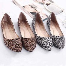 Fashion Spring and Autumn Designer Rhinestone Women Flats Leopard Shoes Woman Slip On Casual Shoes Ladies