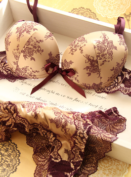 Luxurious-and-noble-deep-V-neck-lace-bra-set-single-breasted-t-push-up-underwear-flower.jpg_350x350.jpg
