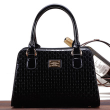 The new bright patent leather shoulder bag bread bag ladies fashion handbags factory outlets