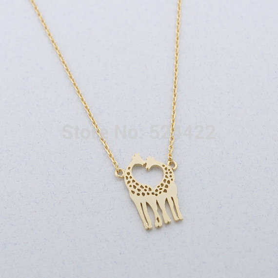 Min 1pc Gold and Silver Loving Giraffes Long Chain Women Necklace Alloy Animal Giraffes Pendant Necklaces