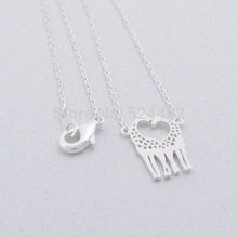 Min 1pc Gold and Silver Loving Giraffes Long Chain Women Necklace Alloy Animal Giraffes Pendant Necklaces