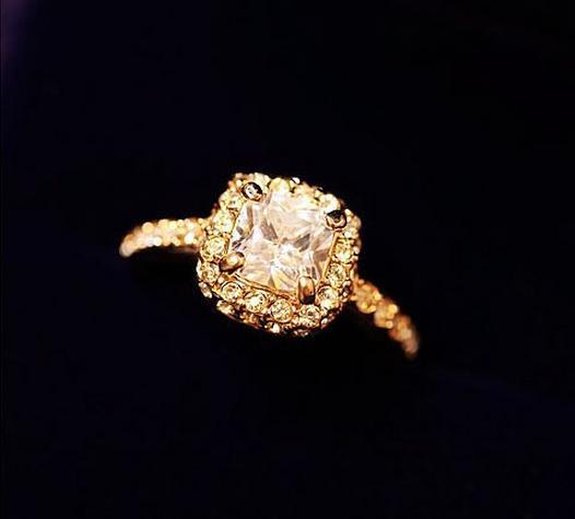 Choke a small chili with full jewelry princess wedding ring zircon ring B1 99 R063