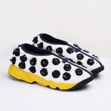 Free shipping NEW 2014 ! fusion sneaker Women Hand-embroidered flowers shoes ladies Mesh Low-top casual sports shoes women shoes