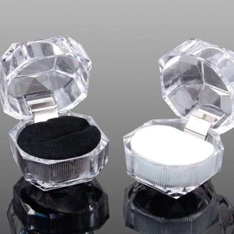 High Quality Crystal Transparent Wedding Ring Box Gift Packaging Box for Rings Jewelry Packaging Display