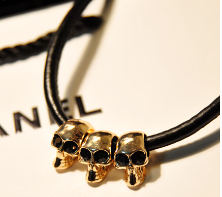 2015 Fashion Hot Sale High Quality Skull Black Leather Cord Punk Necklace Collar Sexy Women Luxury