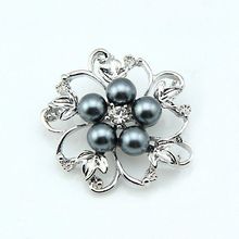 Free Shipping Exquisite Korean Flower Pearl Inlay Crystal Wedding Lady Brooch Pin