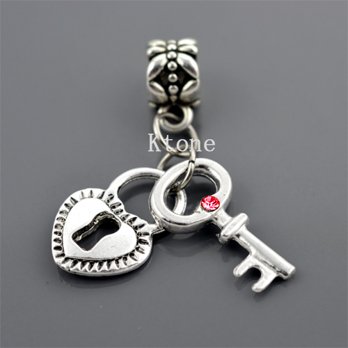 2015 Arrival 925 Silver Beads Heart Lock and key Fit Pandora Bead Charms Bracelets Bangles SPP070