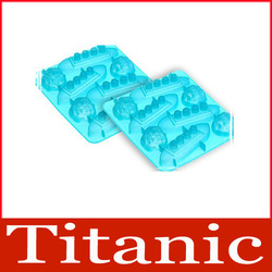 Titanic Shaped Ice Cube Trays Mold Maker Silicone Party(China (Mainland))