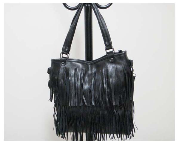 wholesale popular ladys bag Leisure bags Size 32 x 24cm material PU 4 different colors black