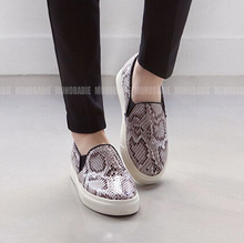 Women’s shoes skateboarding shoes fashion women’s shoes houndstooth cotton-made shoes flat cotton single shoes lazy