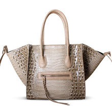 High grade phantom handbag smiley bag PU leather crocodile grain female bag GG048