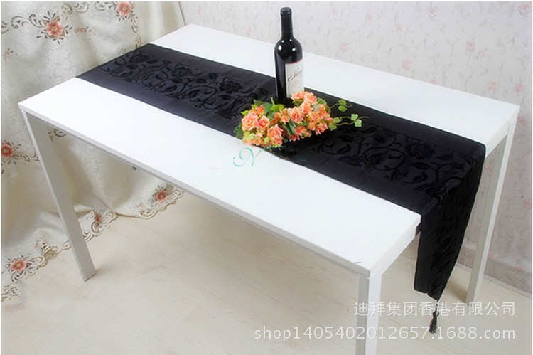 Product cloth to buy crochet 2015 runner  christmas table runner  table table  christmas 1536197944 ID: