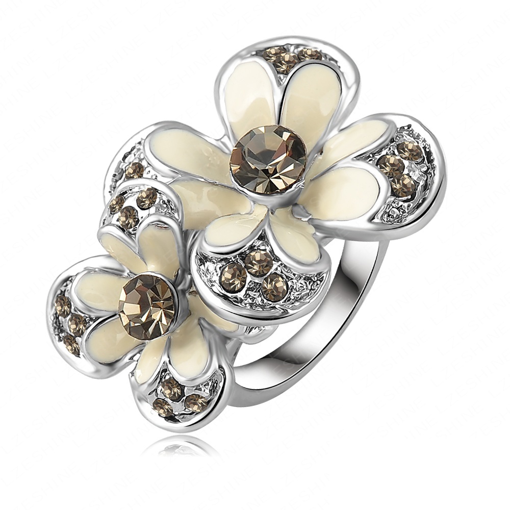 Lovely White Enamel Flower Ring Platinum Plating Oil Drip Ring Made With SWA Elements Austrian Crystal
