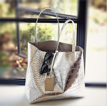 New Fashion Sliver PU Leather Crocodile Pattern Women Messenger Casual Tote Bags Europe LadiesClutch Bags Fake